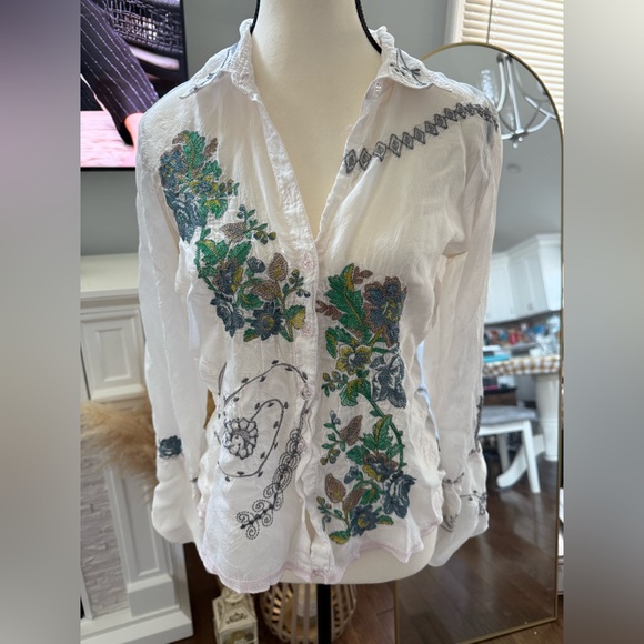 Johnny Was White Floral Embroidered Shirt - Picture 1 of 12